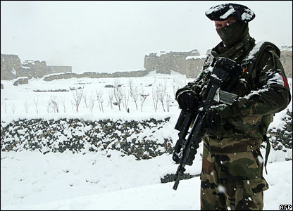 _44339065_soldier_kabul_afp416.jpg