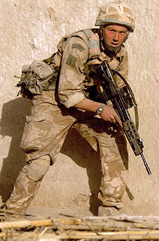 soldierMS2411_22ht8x345.jpg
